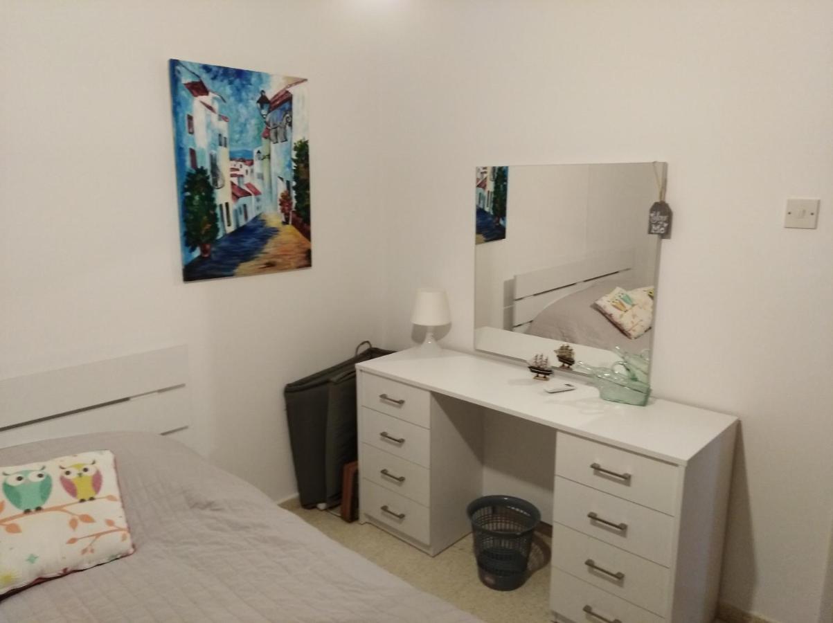Larnaca, Pervolia 1 Bedroom Seaside Apartment Eksteriør billede