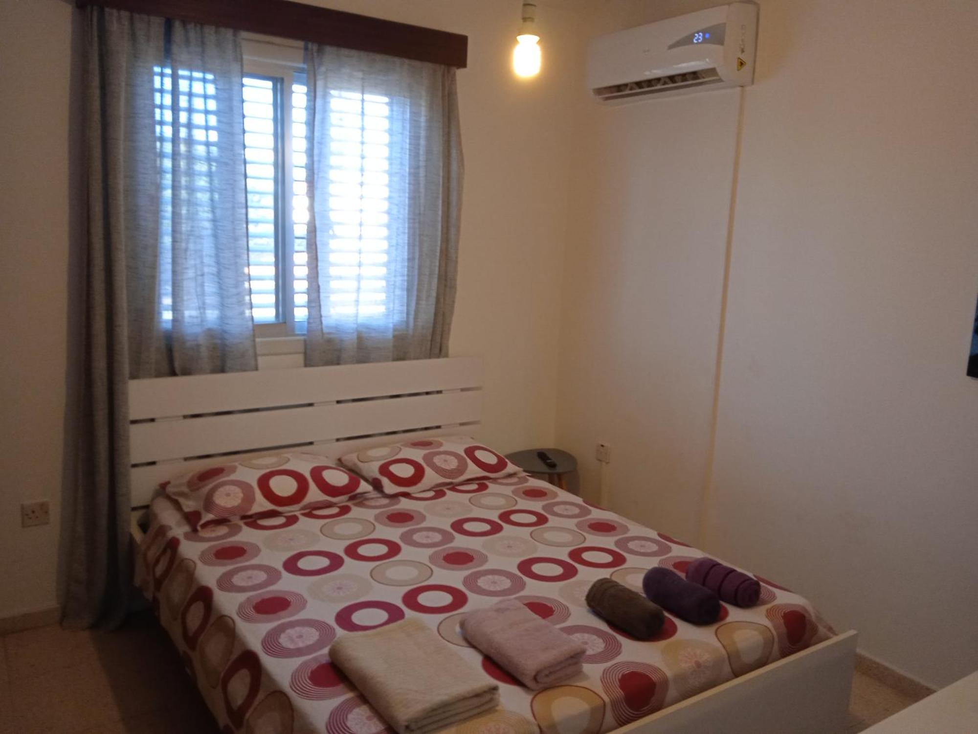Larnaca, Pervolia 1 Bedroom Seaside Apartment Eksteriør billede